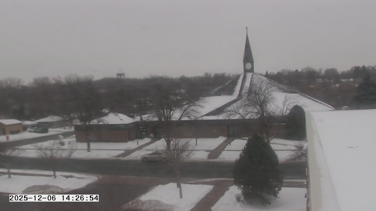 Thumbnail for current weather camera view from St. Michael Catholic School in Prior Lake, Minnesota