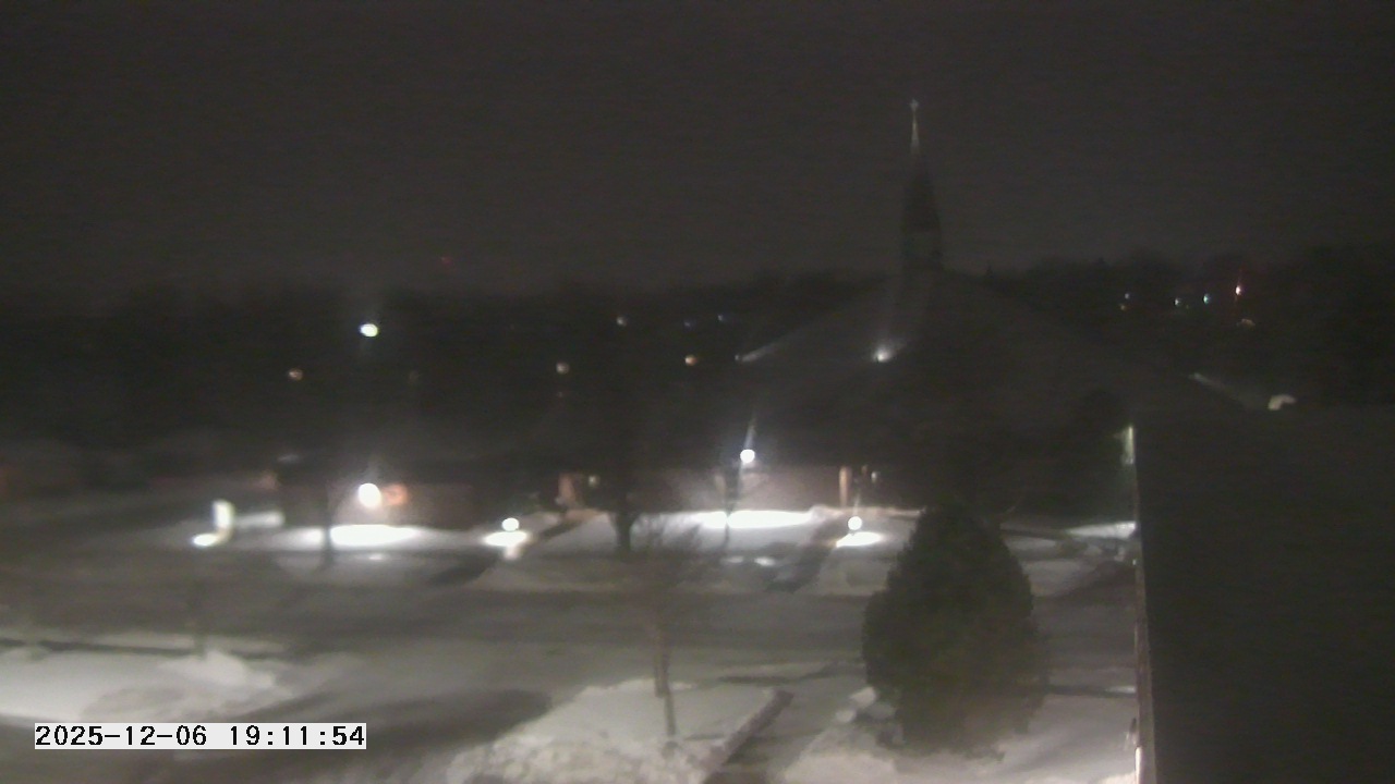 Thumbnail for current weather camera view from St. Michael Catholic School in Prior Lake, Minnesota