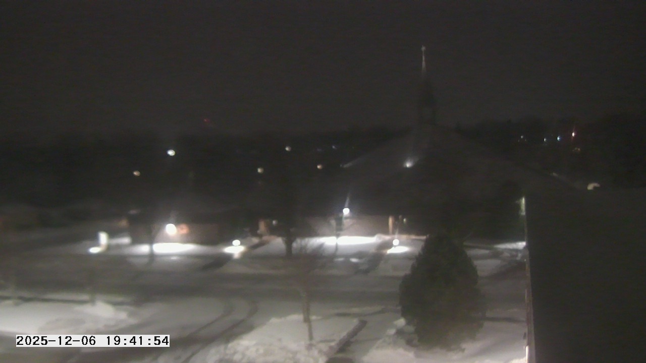 Thumbnail for current weather camera view from St. Michael Catholic School in Prior Lake, Minnesota