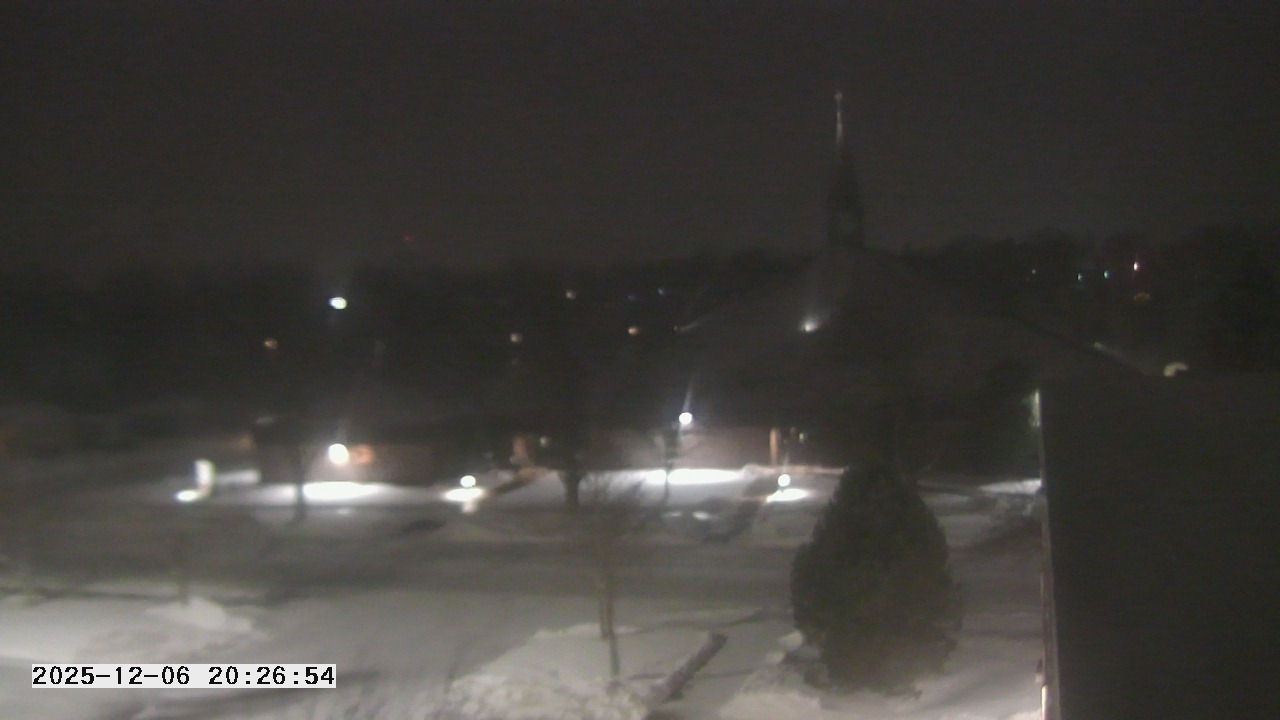 Thumbnail for current weather camera view from St. Michael Catholic School in Prior Lake, Minnesota