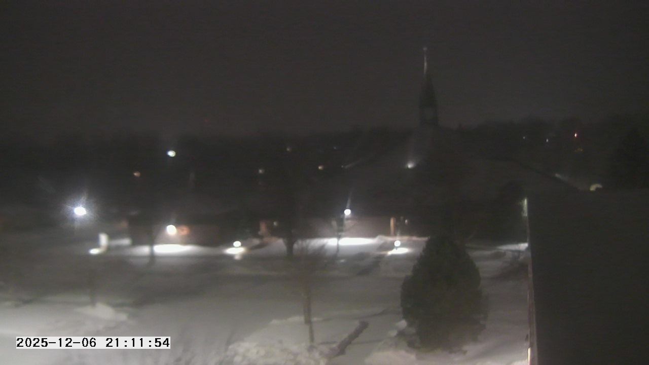 Thumbnail for current weather camera view from St. Michael Catholic School in Prior Lake, Minnesota