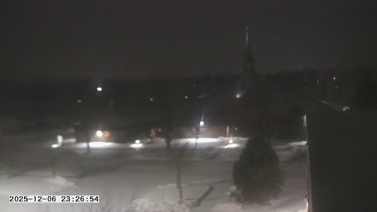 Thumbnail for current weather camera view from St. Michael Catholic School in Prior Lake, Minnesota