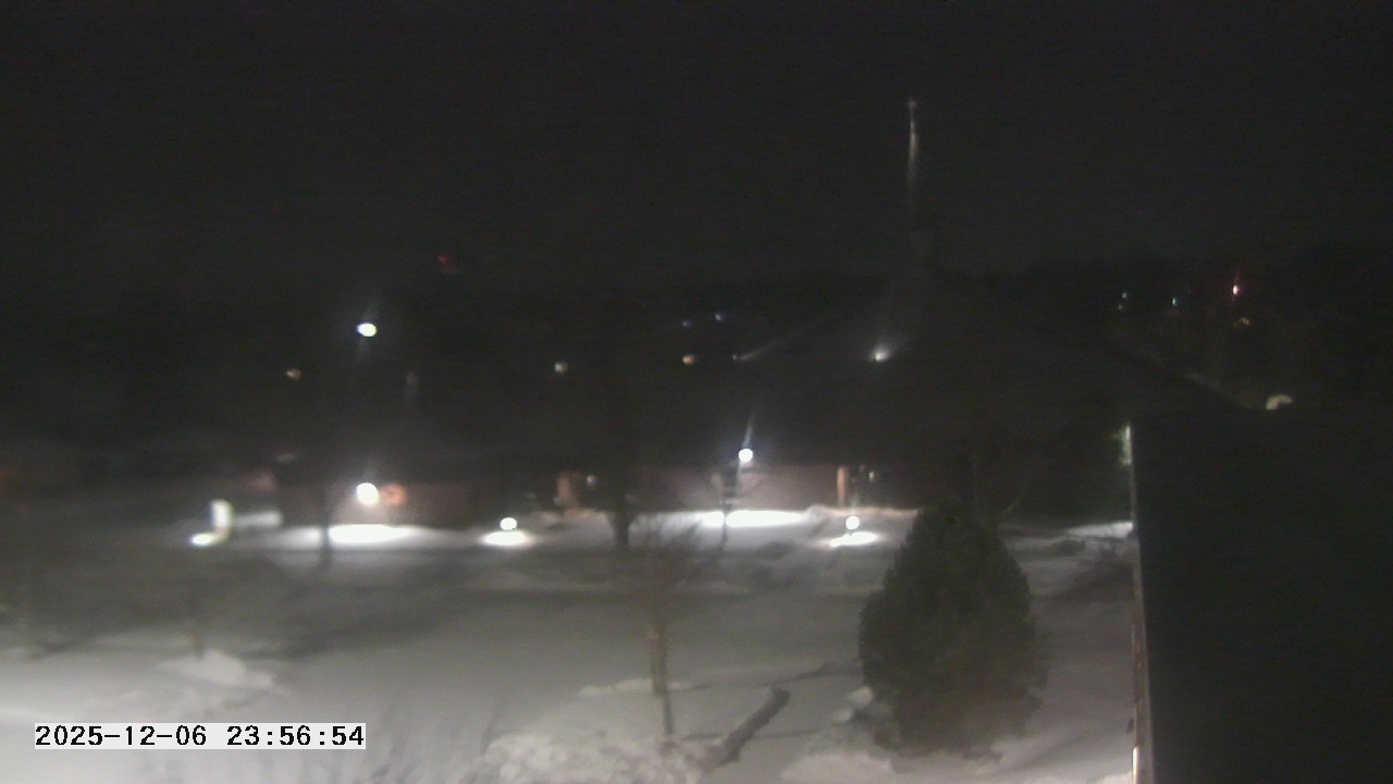 Thumbnail for current weather camera view from St. Michael Catholic School in Prior Lake, Minnesota