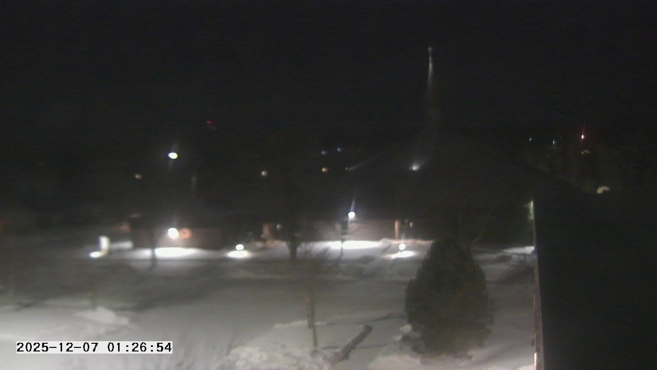 Thumbnail for current weather camera view from St. Michael Catholic School in Prior Lake, Minnesota
