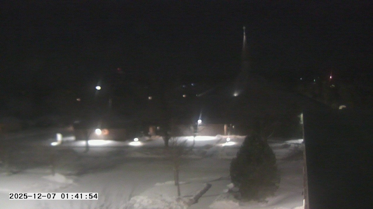 Thumbnail for current weather camera view from St. Michael Catholic School in Prior Lake, Minnesota