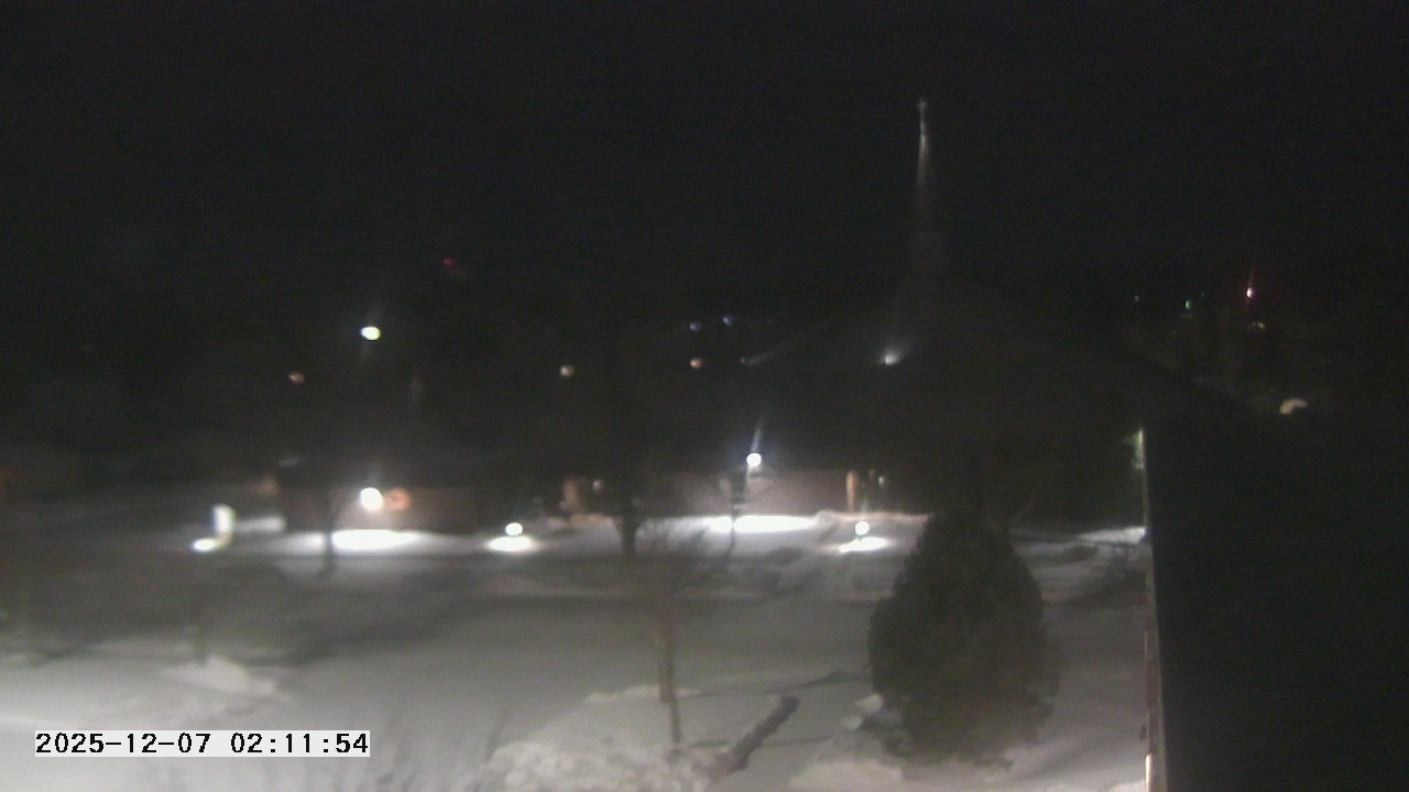 Thumbnail for current weather camera view from St. Michael Catholic School in Prior Lake, Minnesota