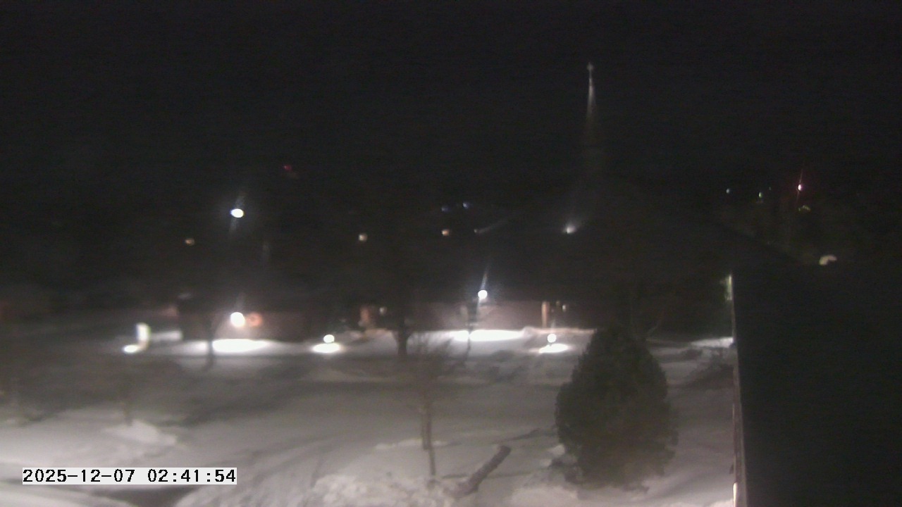 Thumbnail for current weather camera view from St. Michael Catholic School in Prior Lake, Minnesota