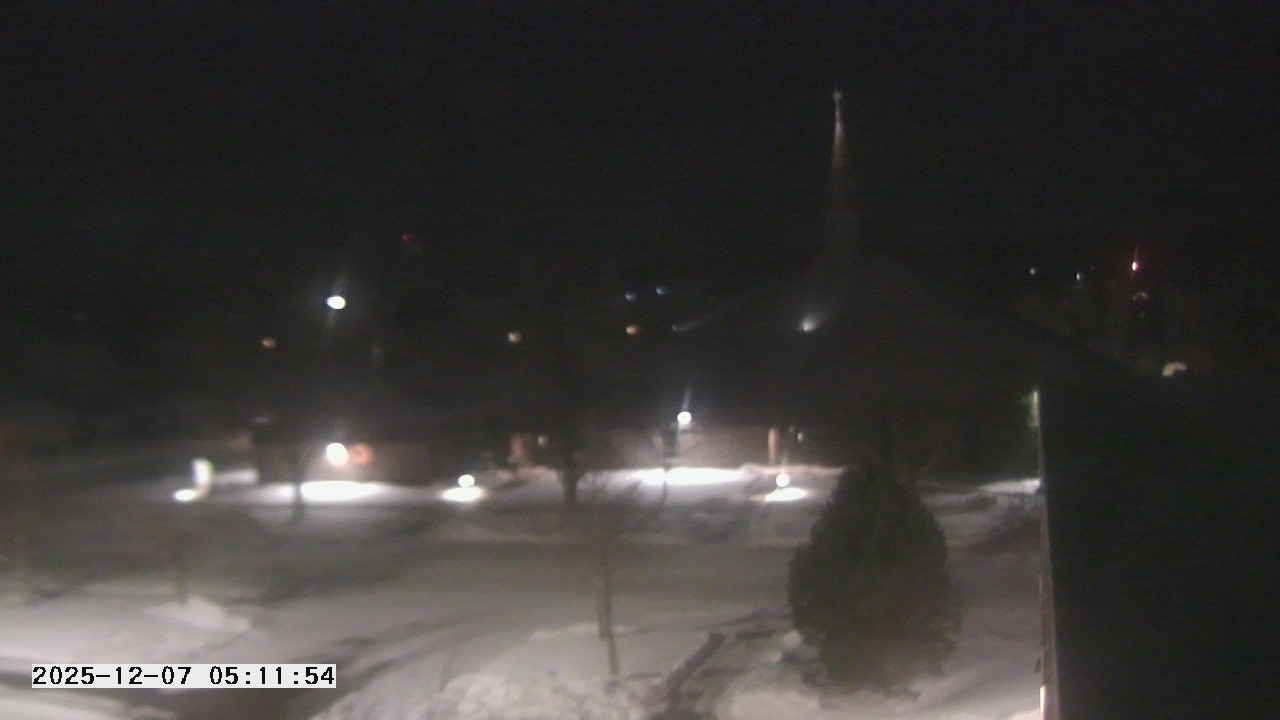Thumbnail for current weather camera view from St. Michael Catholic School in Prior Lake, Minnesota