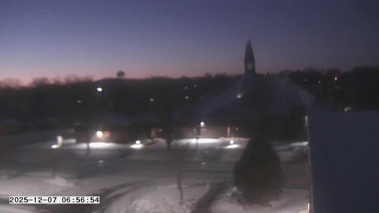 Thumbnail for current weather camera view from St. Michael Catholic School in Prior Lake, Minnesota