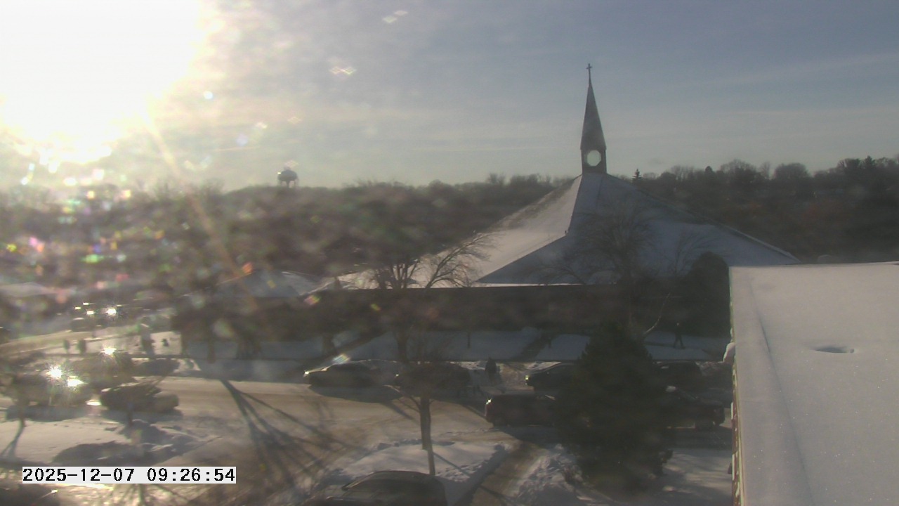 Thumbnail for current weather camera view from St. Michael Catholic School in Prior Lake, Minnesota