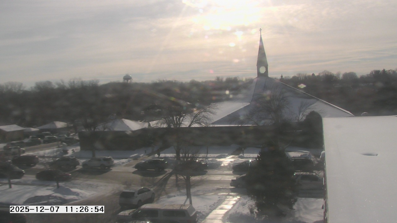 Thumbnail for current weather camera view from St. Michael Catholic School in Prior Lake, Minnesota