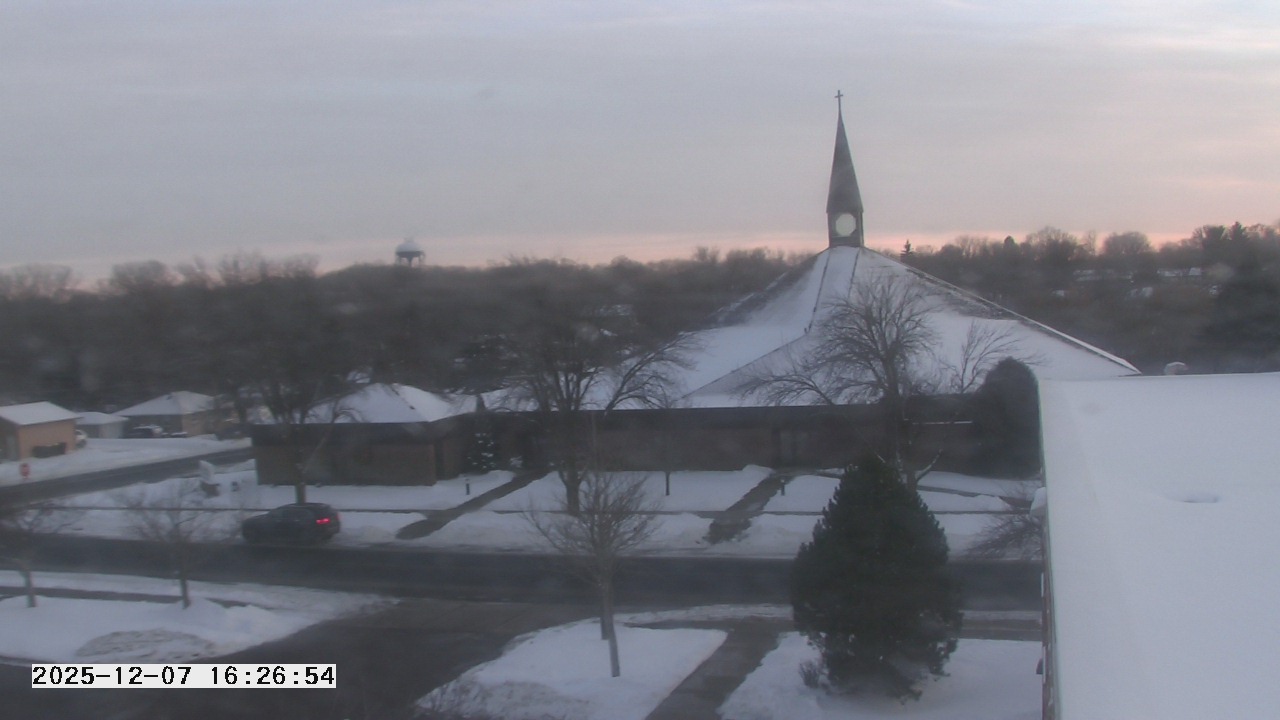 Thumbnail for current weather camera view from St. Michael Catholic School in Prior Lake, Minnesota