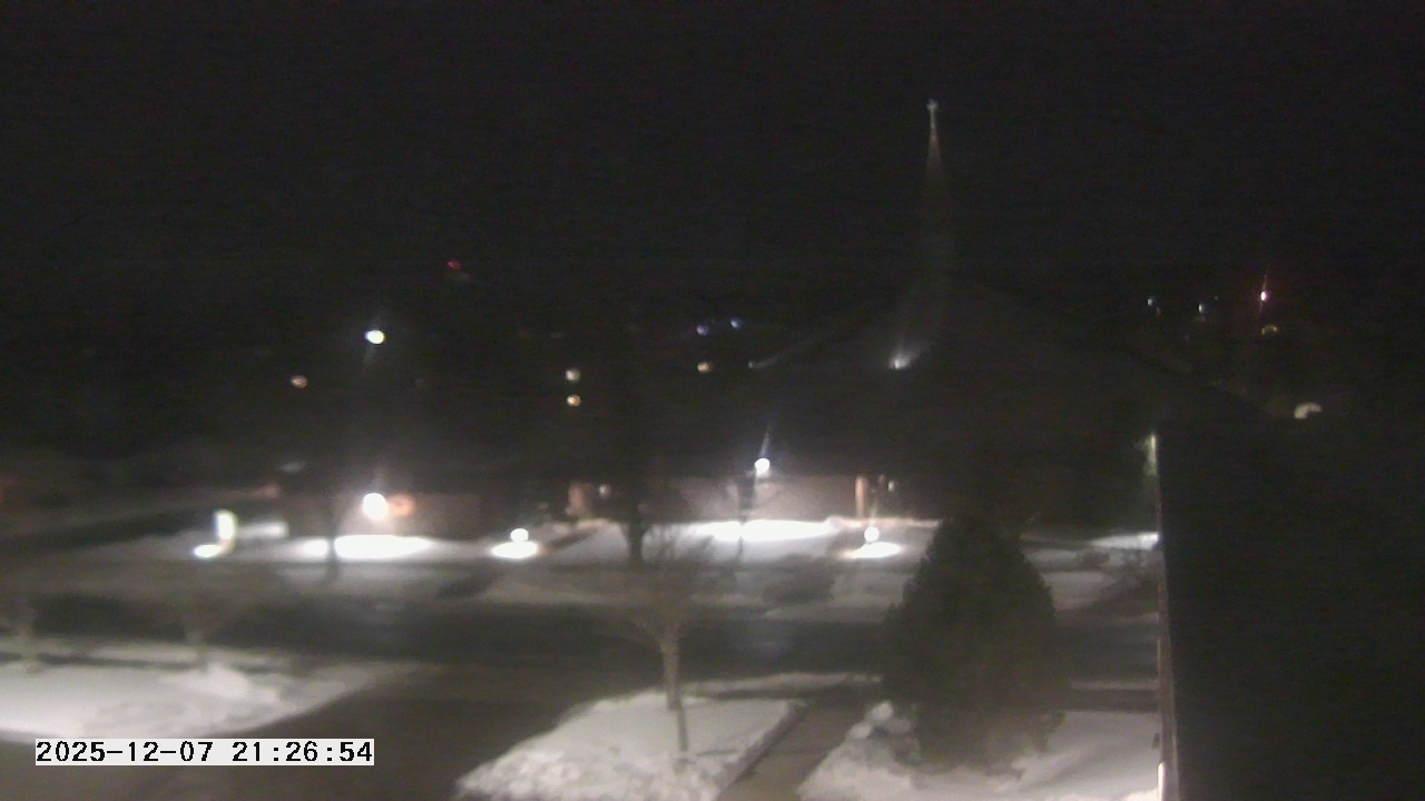 Thumbnail for current weather camera view from St. Michael Catholic School in Prior Lake, Minnesota
