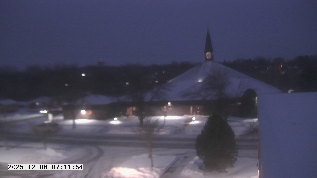 Thumbnail for current weather camera view from St. Michael Catholic School in Prior Lake, Minnesota