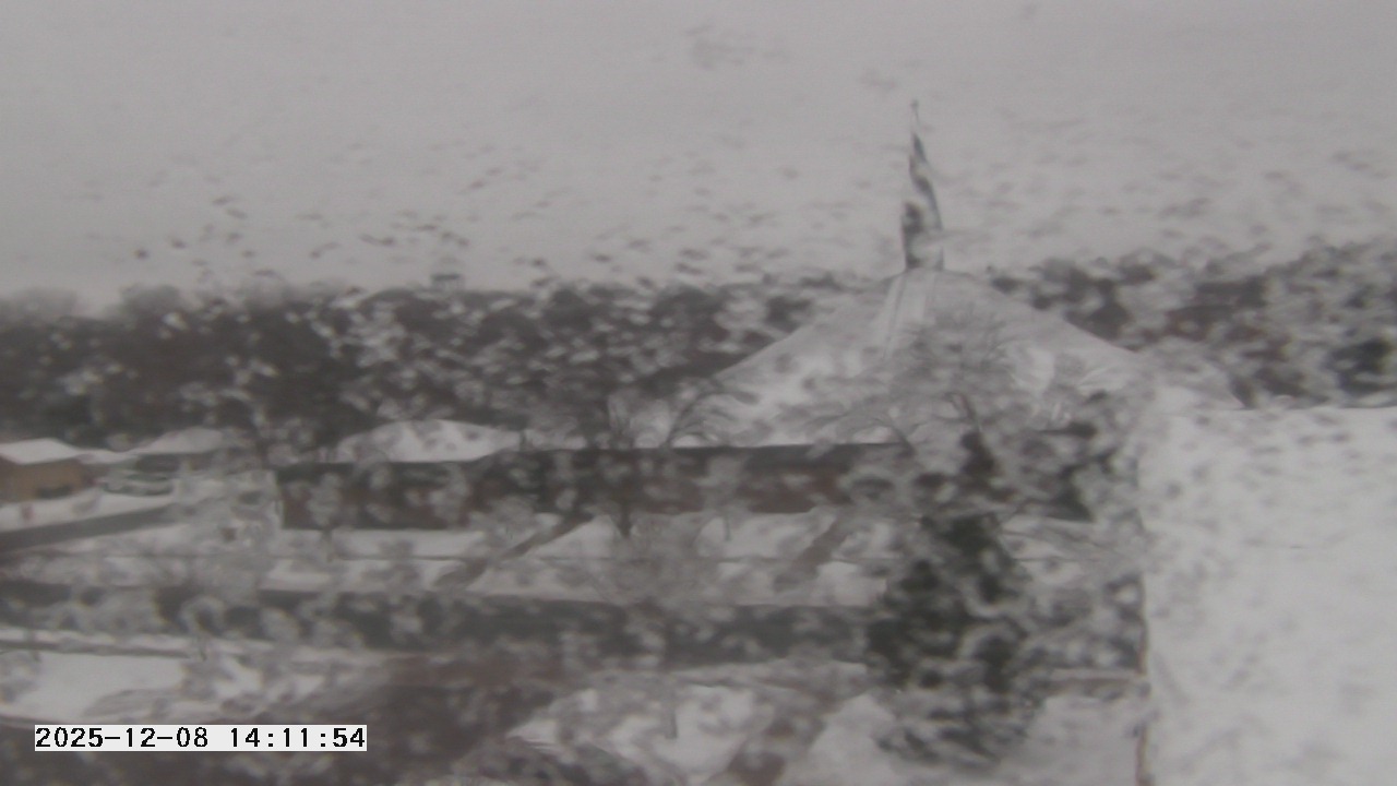 Thumbnail for current weather camera view from St. Michael Catholic School in Prior Lake, Minnesota