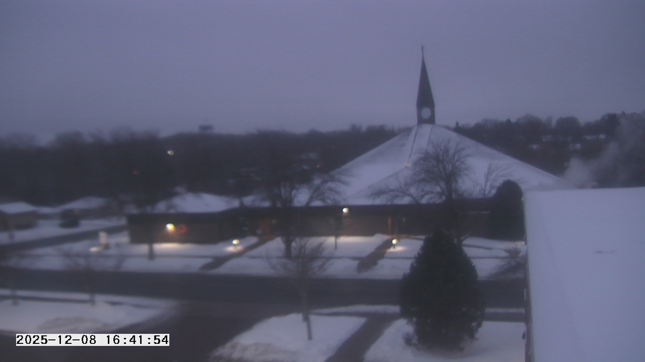 Thumbnail for current weather camera view from St. Michael Catholic School in Prior Lake, Minnesota