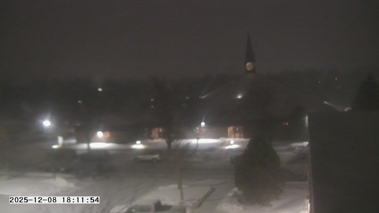 Thumbnail for current weather camera view from St. Michael Catholic School in Prior Lake, Minnesota