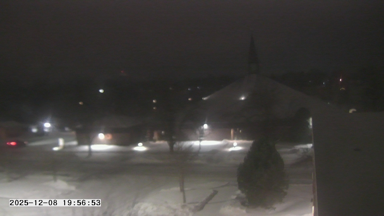 Thumbnail for current weather camera view from St. Michael Catholic School in Prior Lake, Minnesota