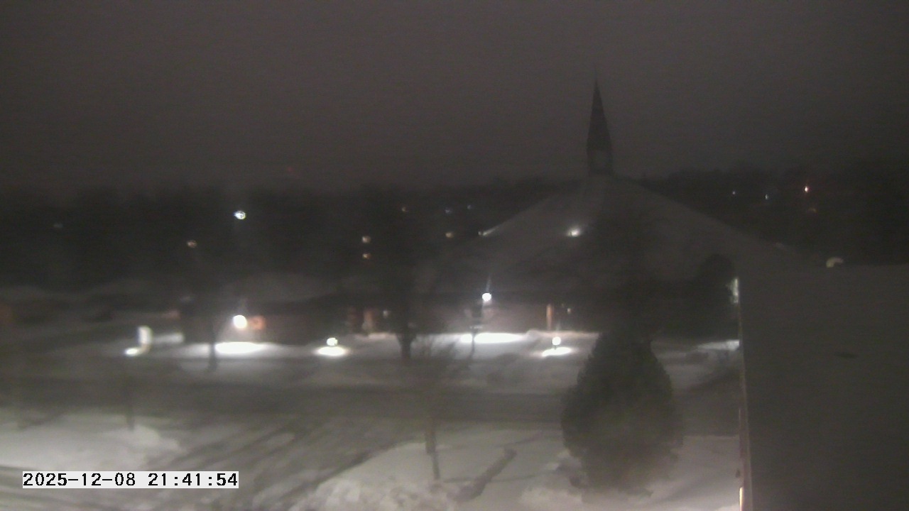 Thumbnail for current weather camera view from St. Michael Catholic School in Prior Lake, Minnesota