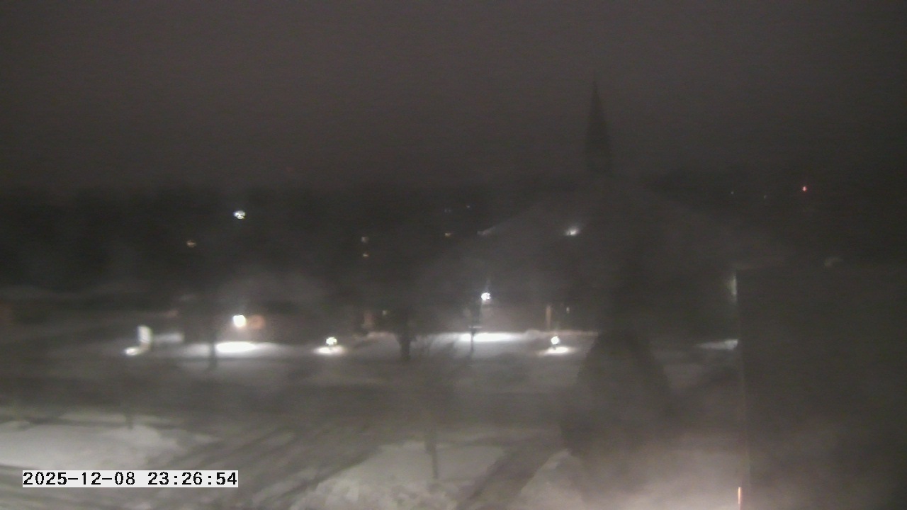 Thumbnail for current weather camera view from St. Michael Catholic School in Prior Lake, Minnesota