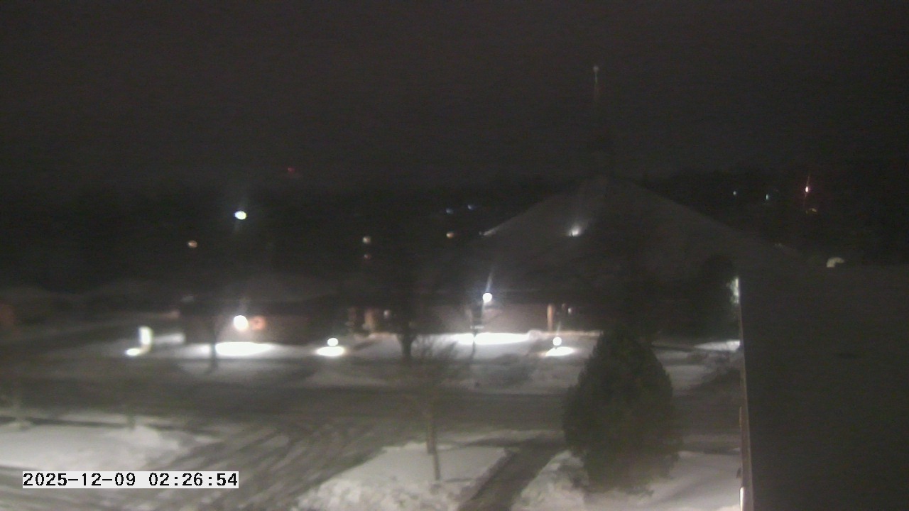 Thumbnail for current weather camera view from St. Michael Catholic School in Prior Lake, Minnesota