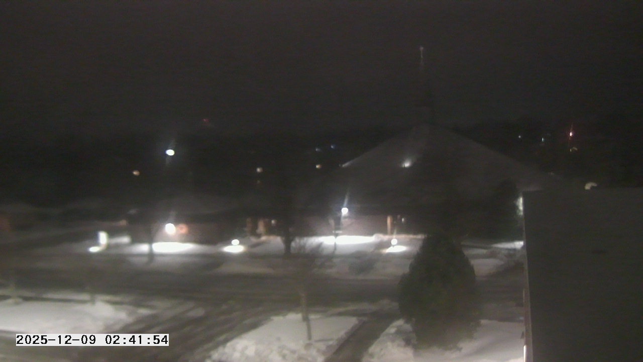 Thumbnail for current weather camera view from St. Michael Catholic School in Prior Lake, Minnesota