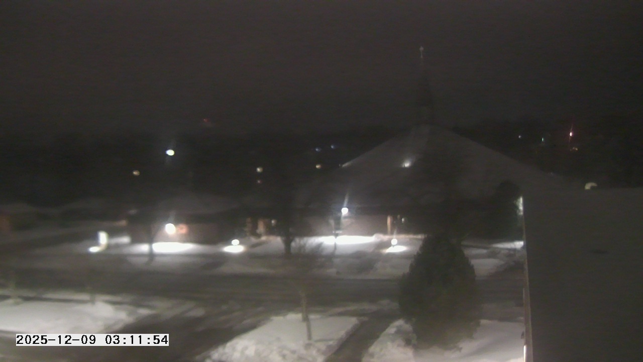Thumbnail for current weather camera view from St. Michael Catholic School in Prior Lake, Minnesota