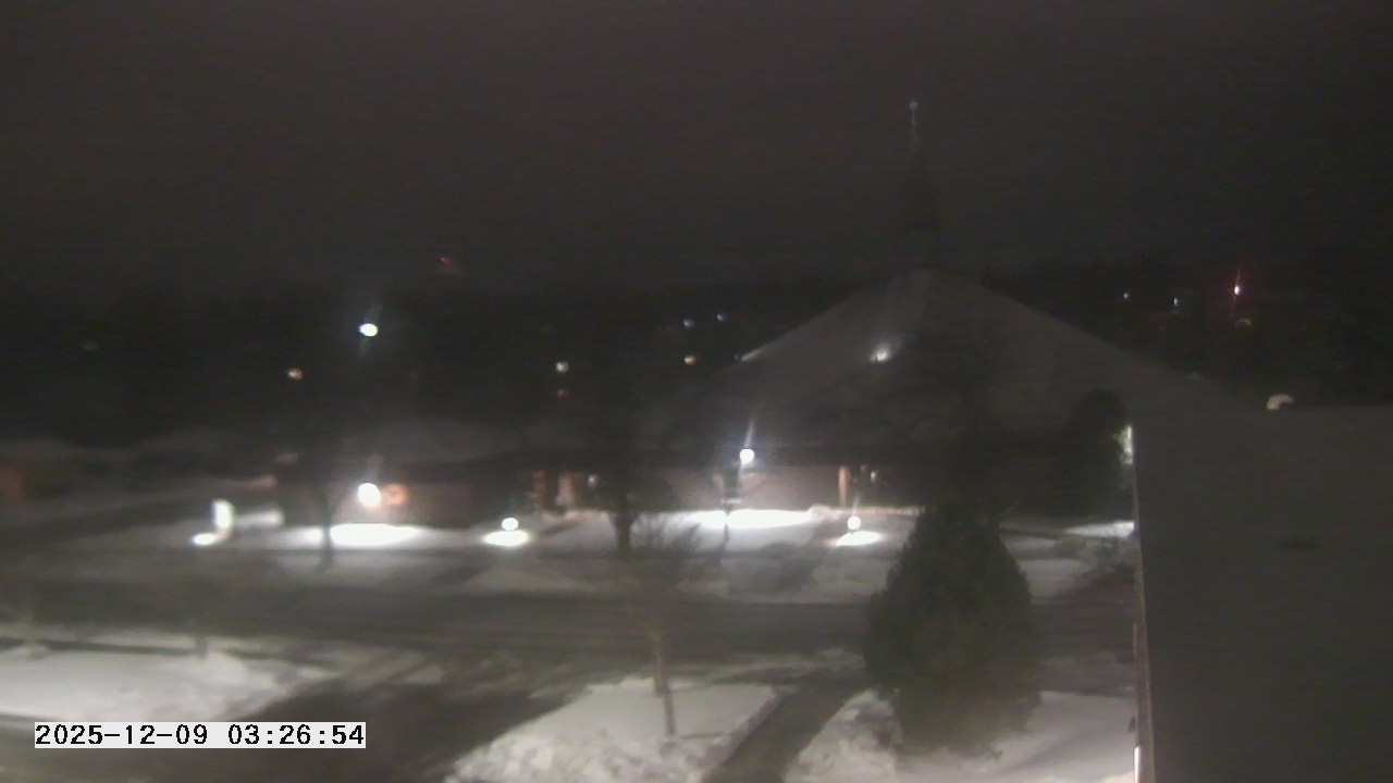 Thumbnail for current weather camera view from St. Michael Catholic School in Prior Lake, Minnesota