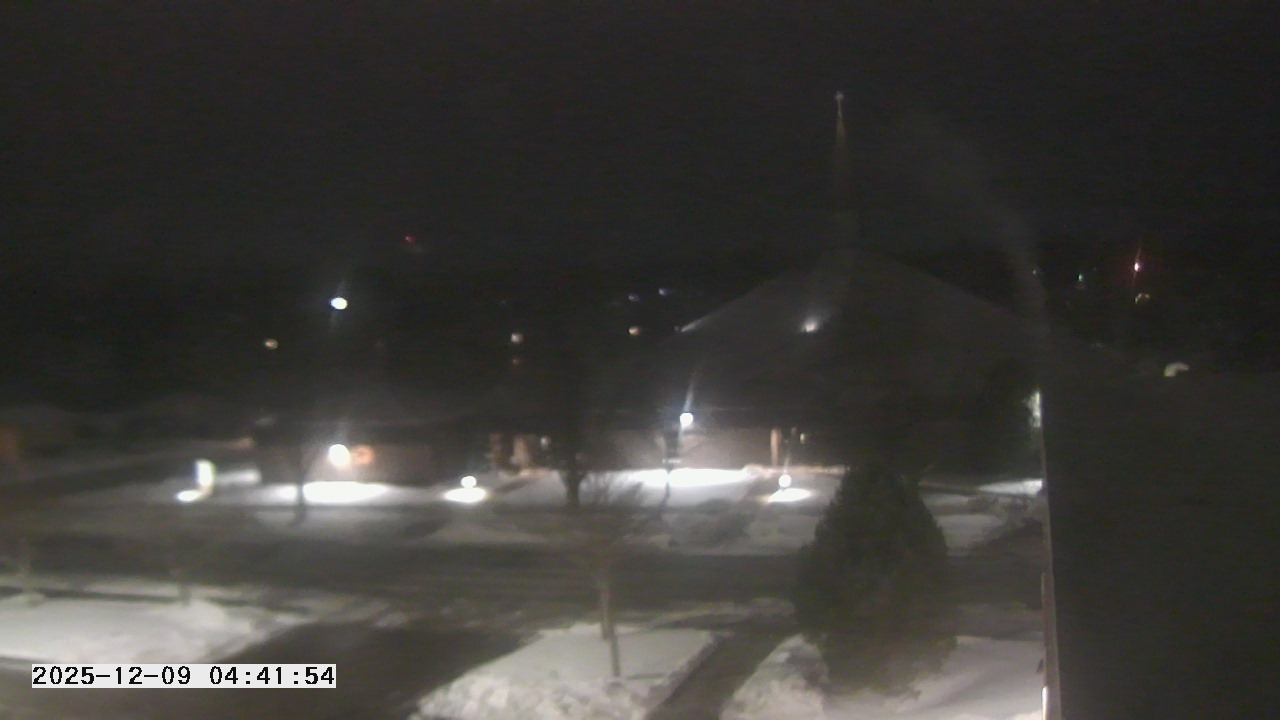 Thumbnail for current weather camera view from St. Michael Catholic School in Prior Lake, Minnesota