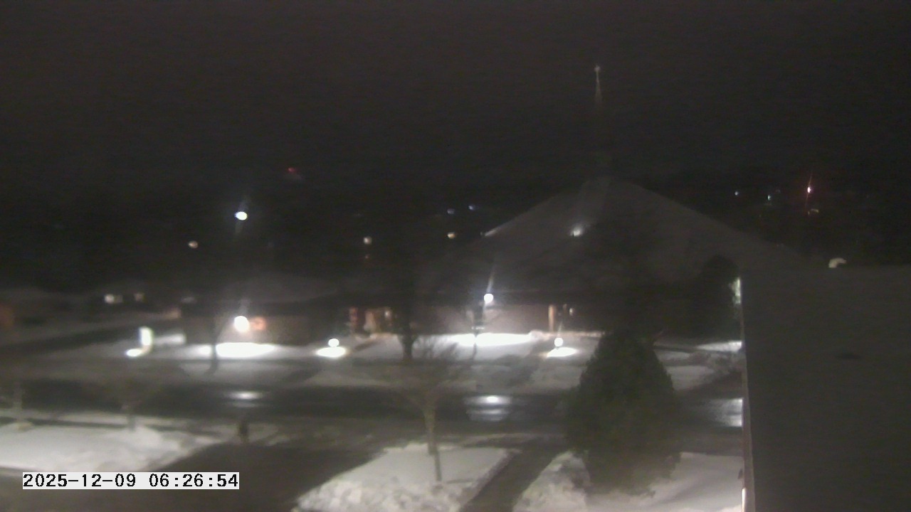 Thumbnail for current weather camera view from St. Michael Catholic School in Prior Lake, Minnesota