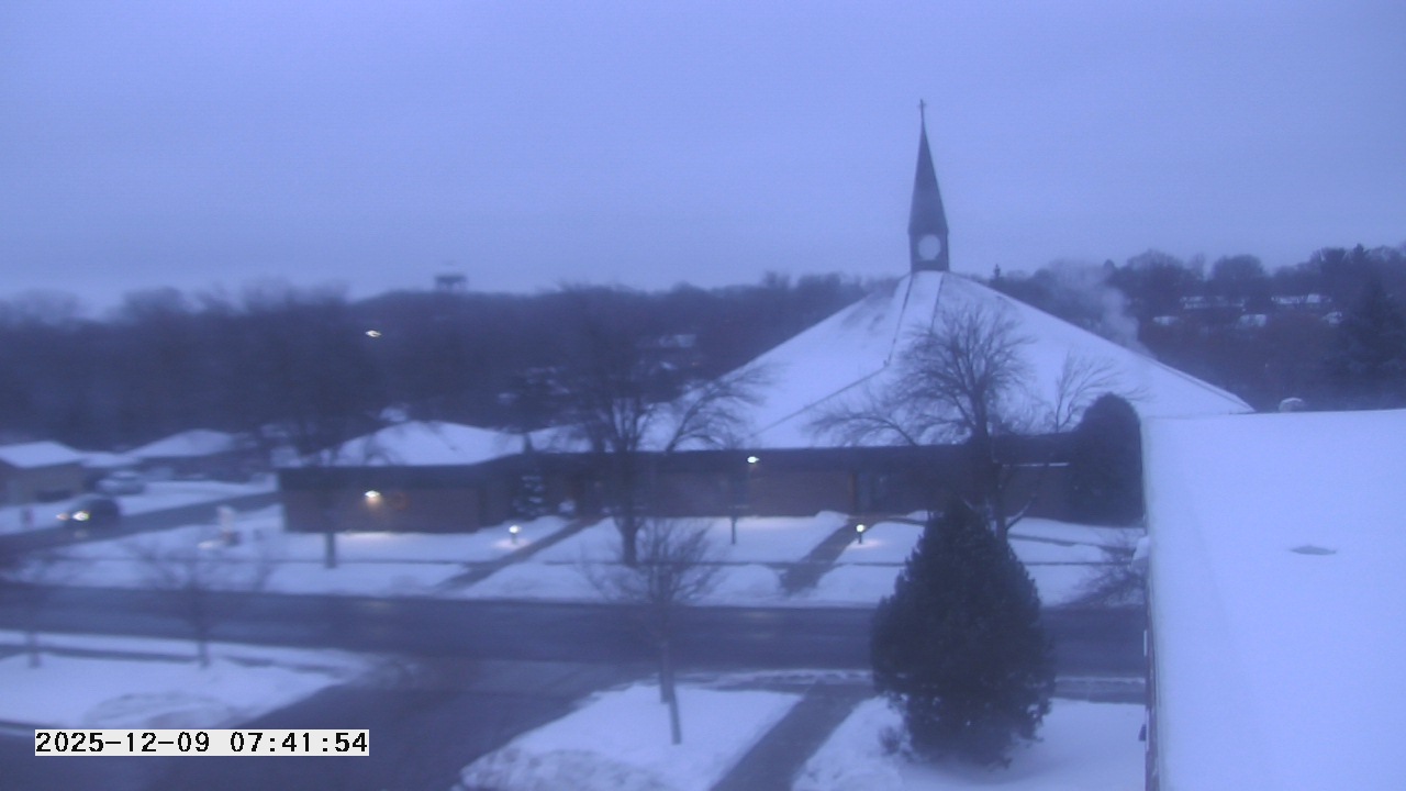 Thumbnail for current weather camera view from St. Michael Catholic School in Prior Lake, Minnesota