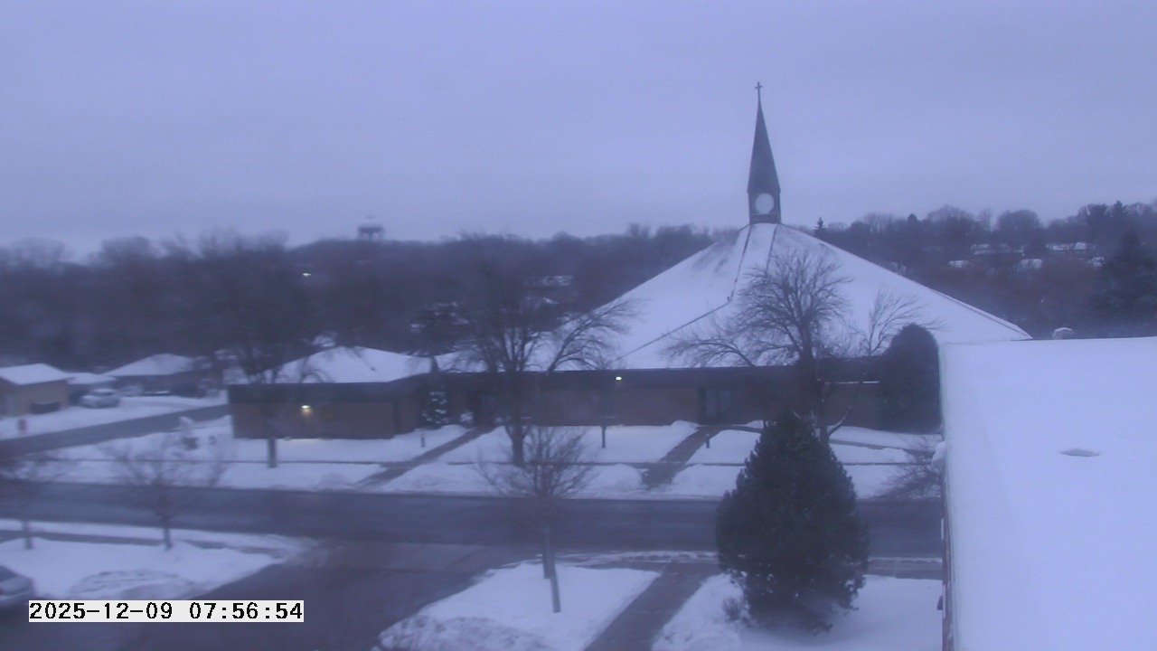 Thumbnail for current weather camera view from St. Michael Catholic School in Prior Lake, Minnesota