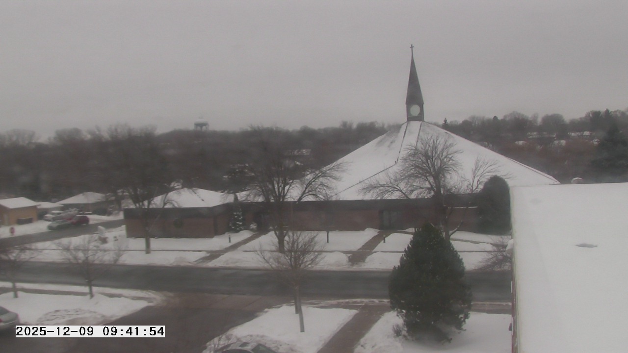 Thumbnail for current weather camera view from St. Michael Catholic School in Prior Lake, Minnesota