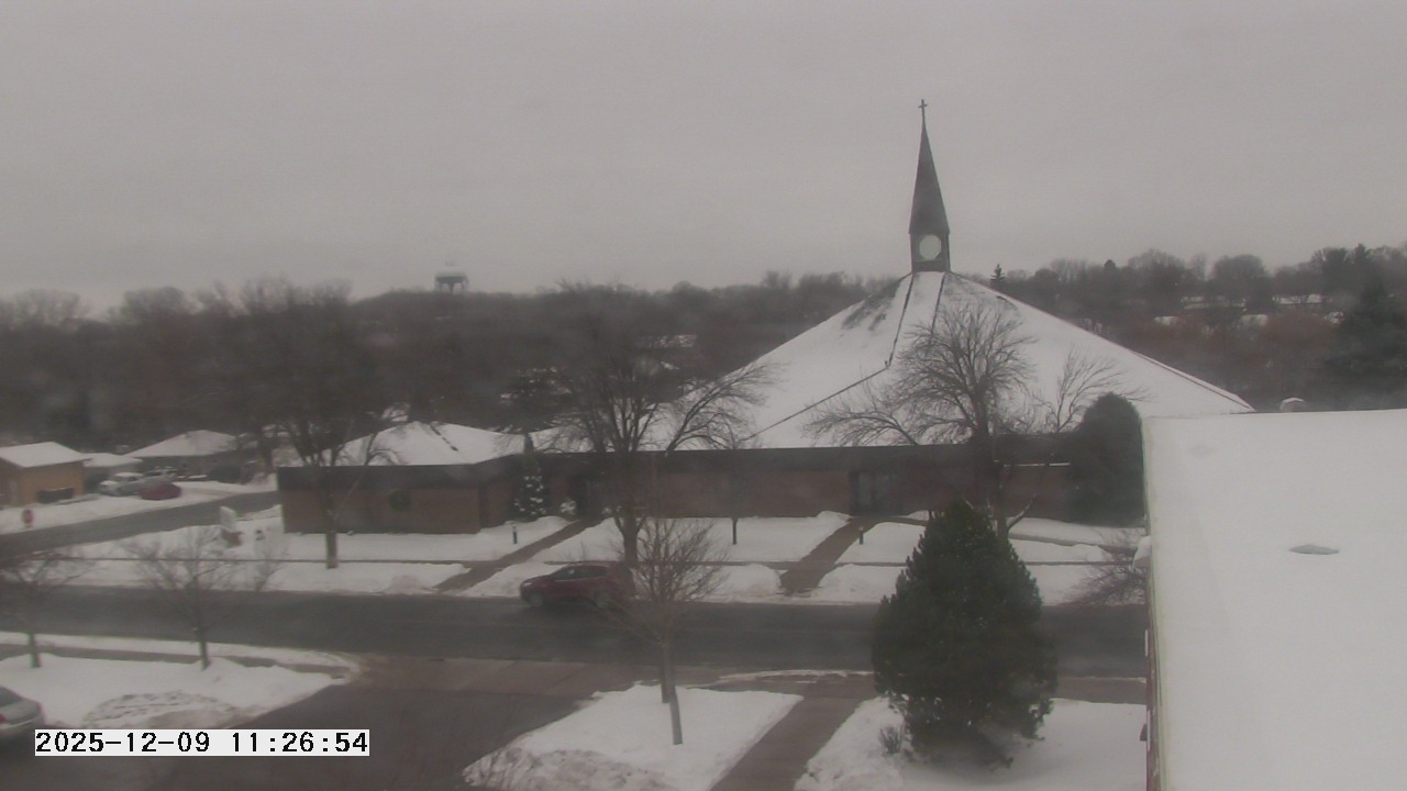 Thumbnail for current weather camera view from St. Michael Catholic School in Prior Lake, Minnesota