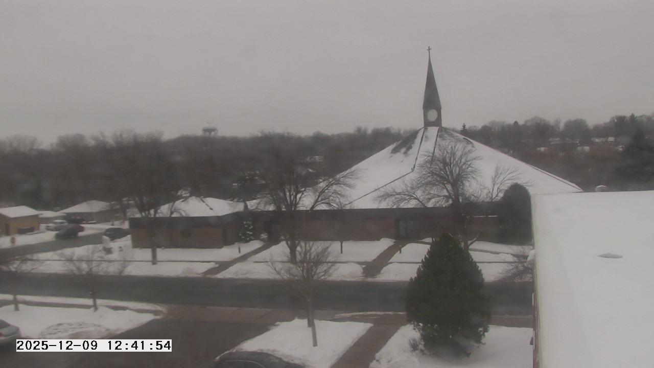 Thumbnail for current weather camera view from St. Michael Catholic School in Prior Lake, Minnesota
