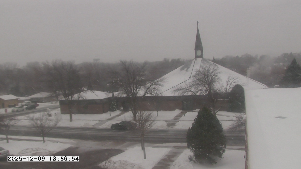 Thumbnail for current weather camera view from St. Michael Catholic School in Prior Lake, Minnesota