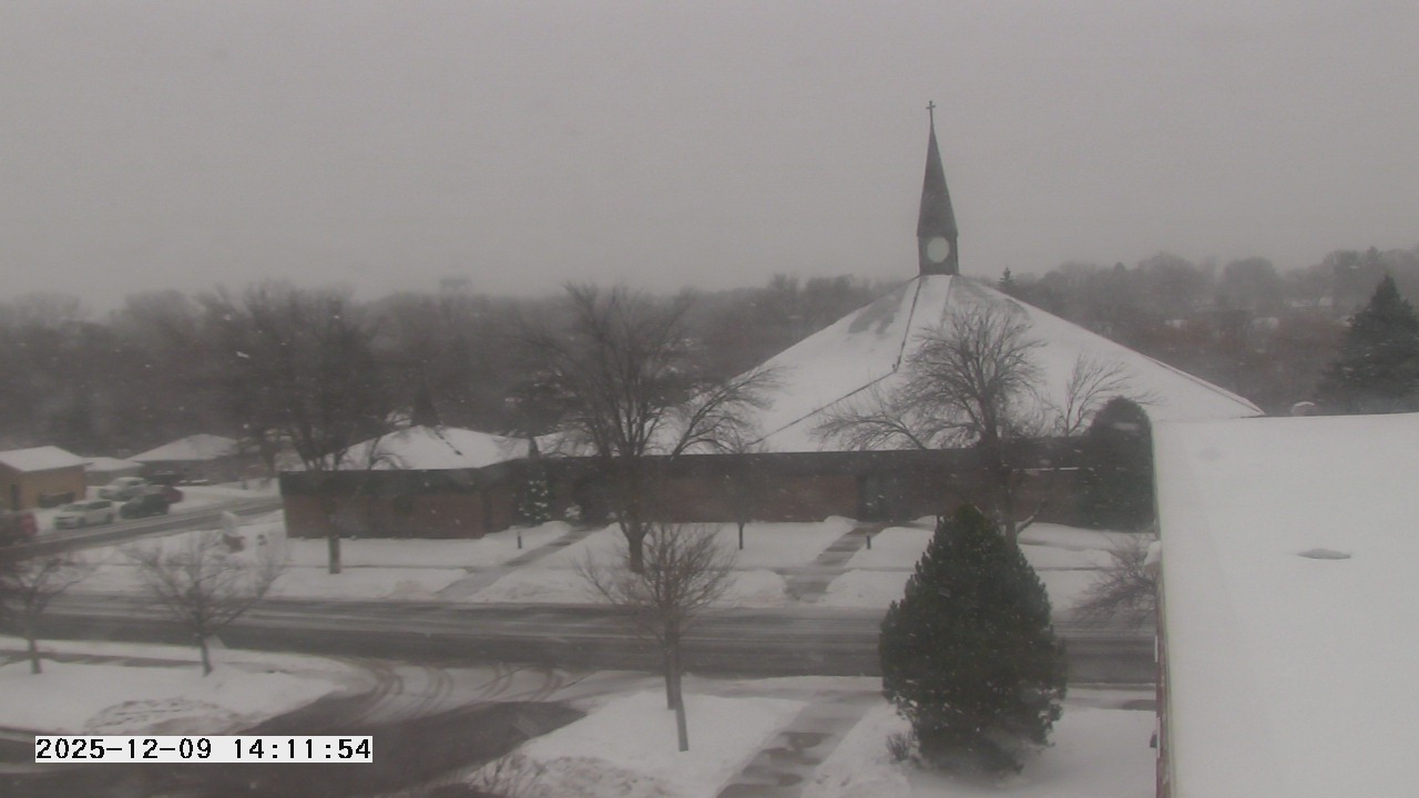 Thumbnail for current weather camera view from St. Michael Catholic School in Prior Lake, Minnesota