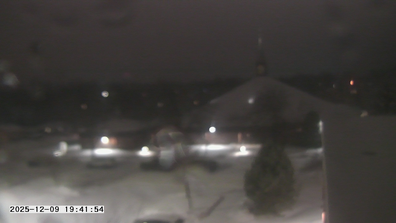 Thumbnail for current weather camera view from St. Michael Catholic School in Prior Lake, Minnesota
