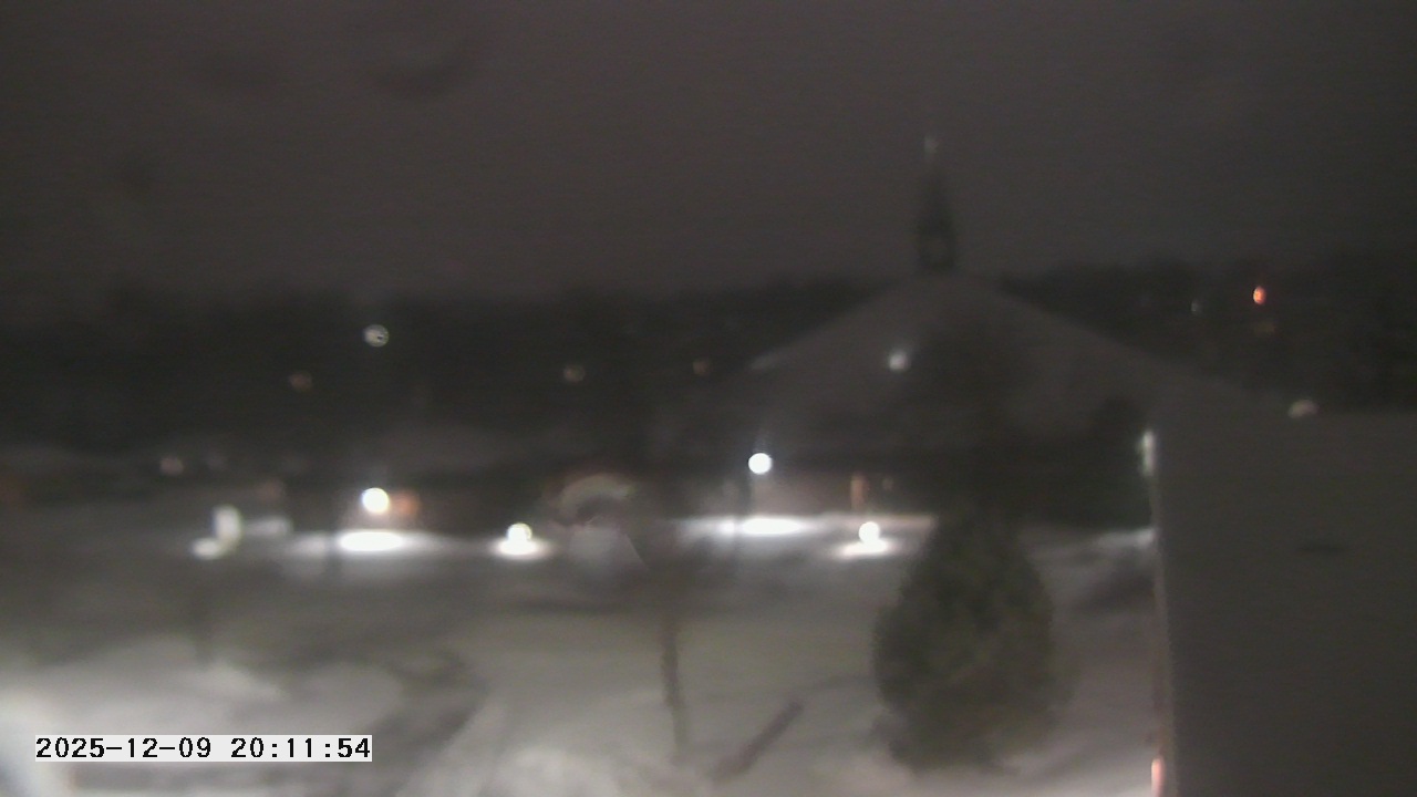 Thumbnail for current weather camera view from St. Michael Catholic School in Prior Lake, Minnesota