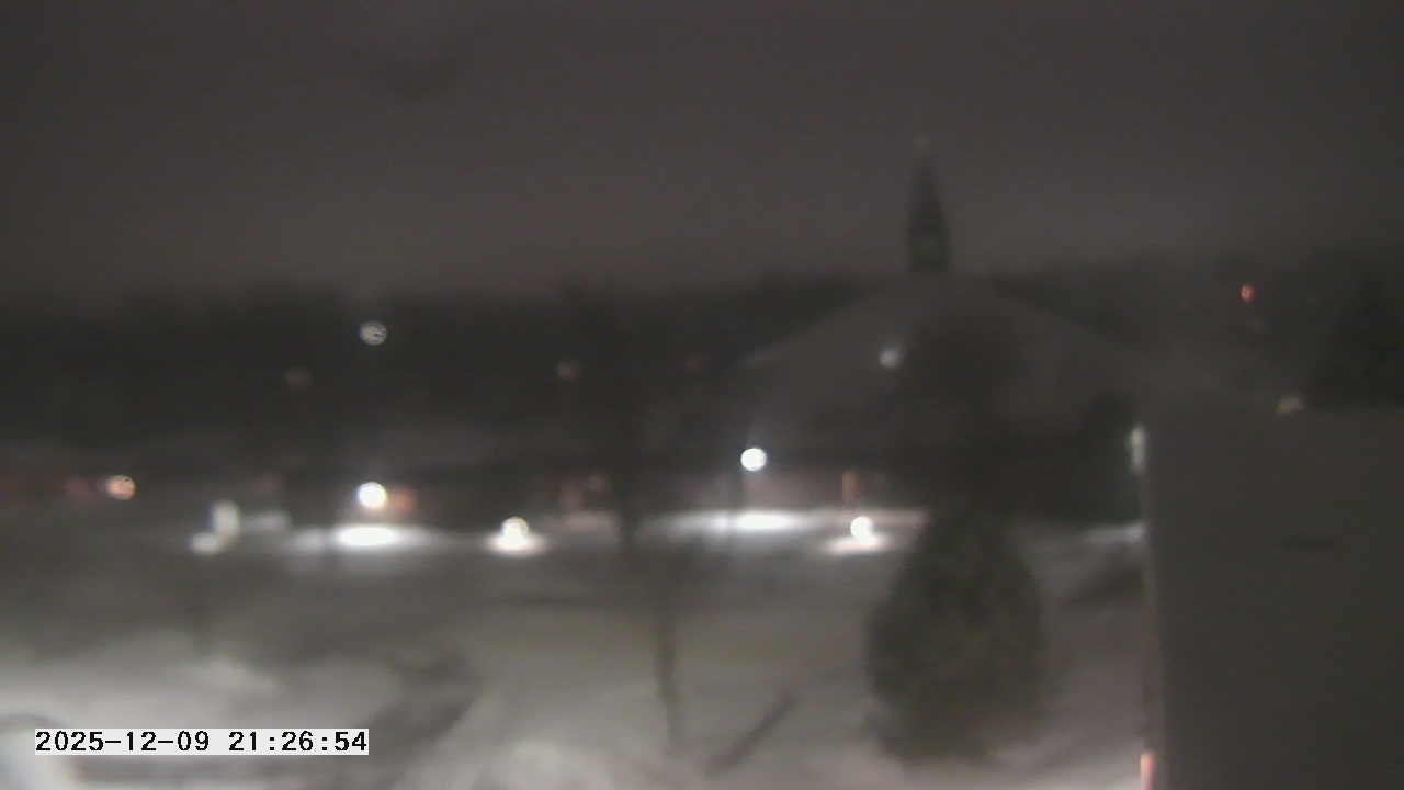 Thumbnail for current weather camera view from St. Michael Catholic School in Prior Lake, Minnesota
