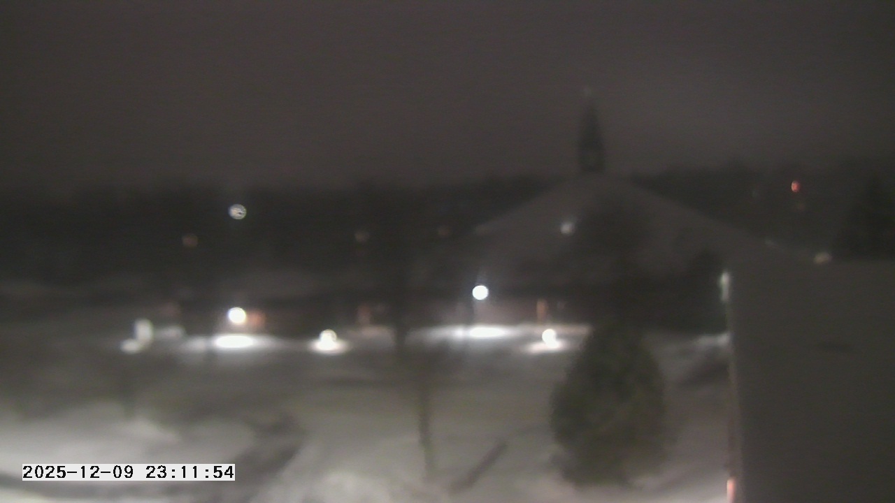 Thumbnail for current weather camera view from St. Michael Catholic School in Prior Lake, Minnesota