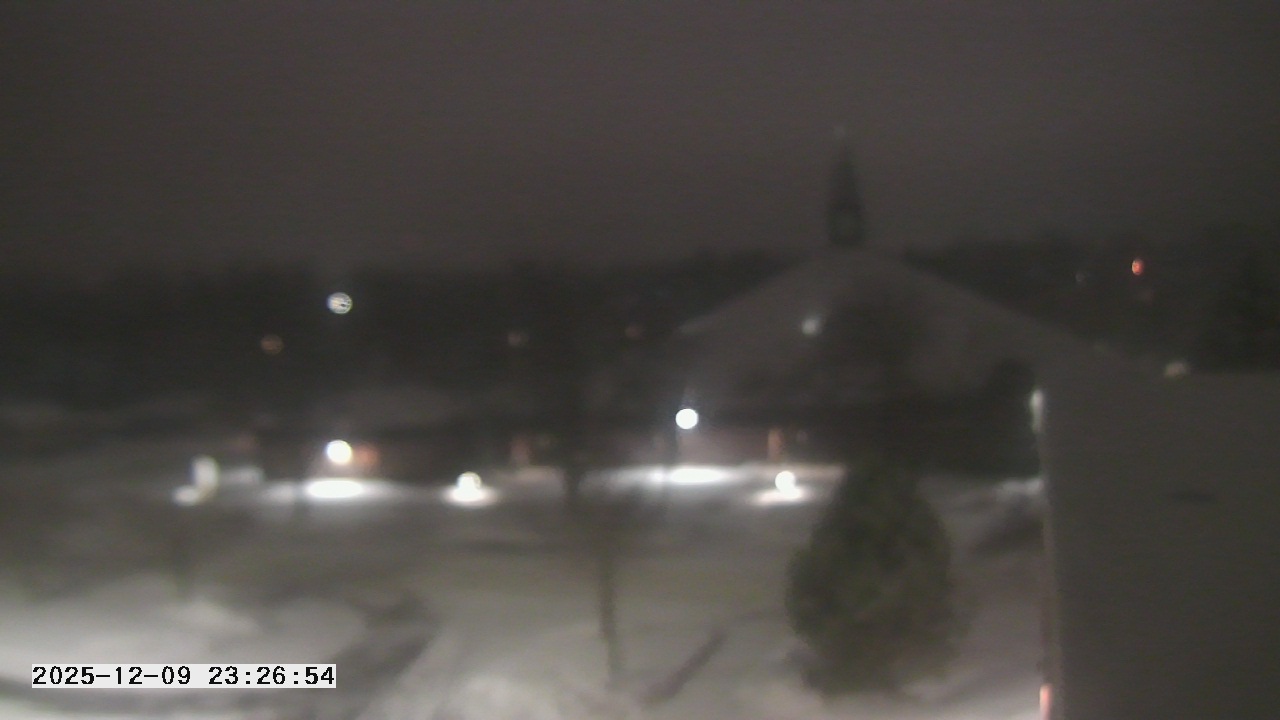 Thumbnail for current weather camera view from St. Michael Catholic School in Prior Lake, Minnesota