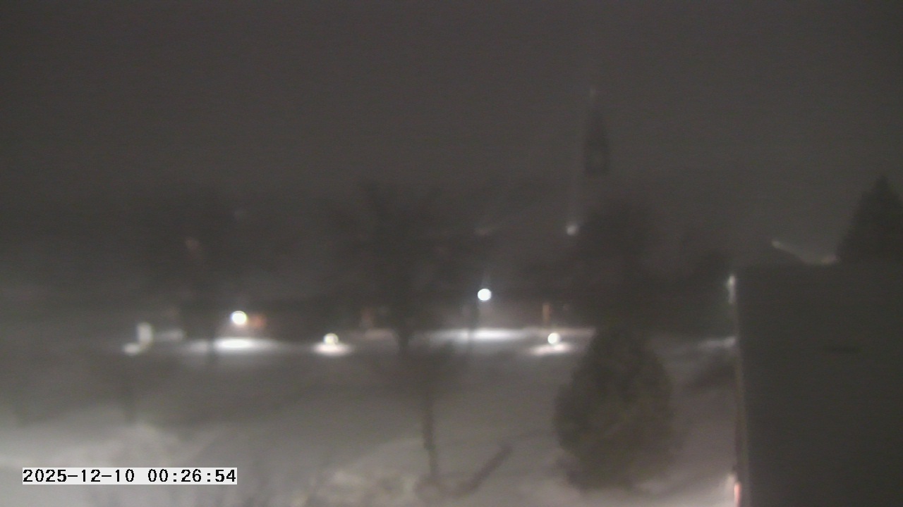 Thumbnail for current weather camera view from St. Michael Catholic School in Prior Lake, Minnesota