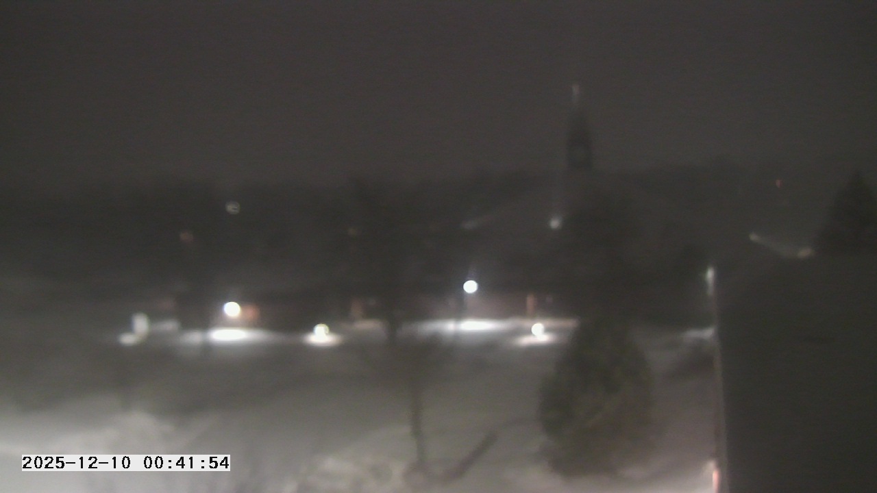 Thumbnail for current weather camera view from St. Michael Catholic School in Prior Lake, Minnesota