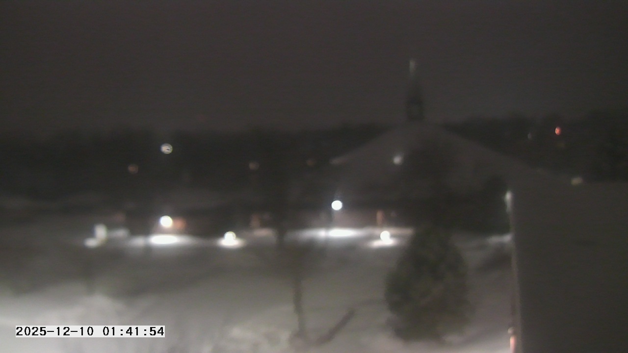 Thumbnail for current weather camera view from St. Michael Catholic School in Prior Lake, Minnesota