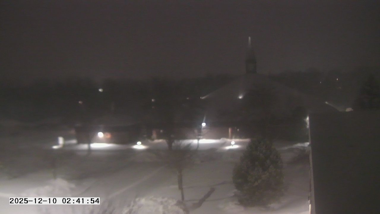 Thumbnail for current weather camera view from St. Michael Catholic School in Prior Lake, Minnesota