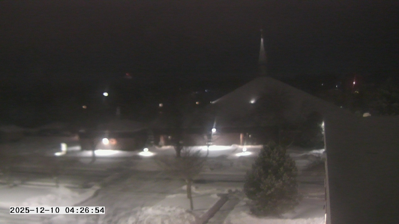 Thumbnail for current weather camera view from St. Michael Catholic School in Prior Lake, Minnesota