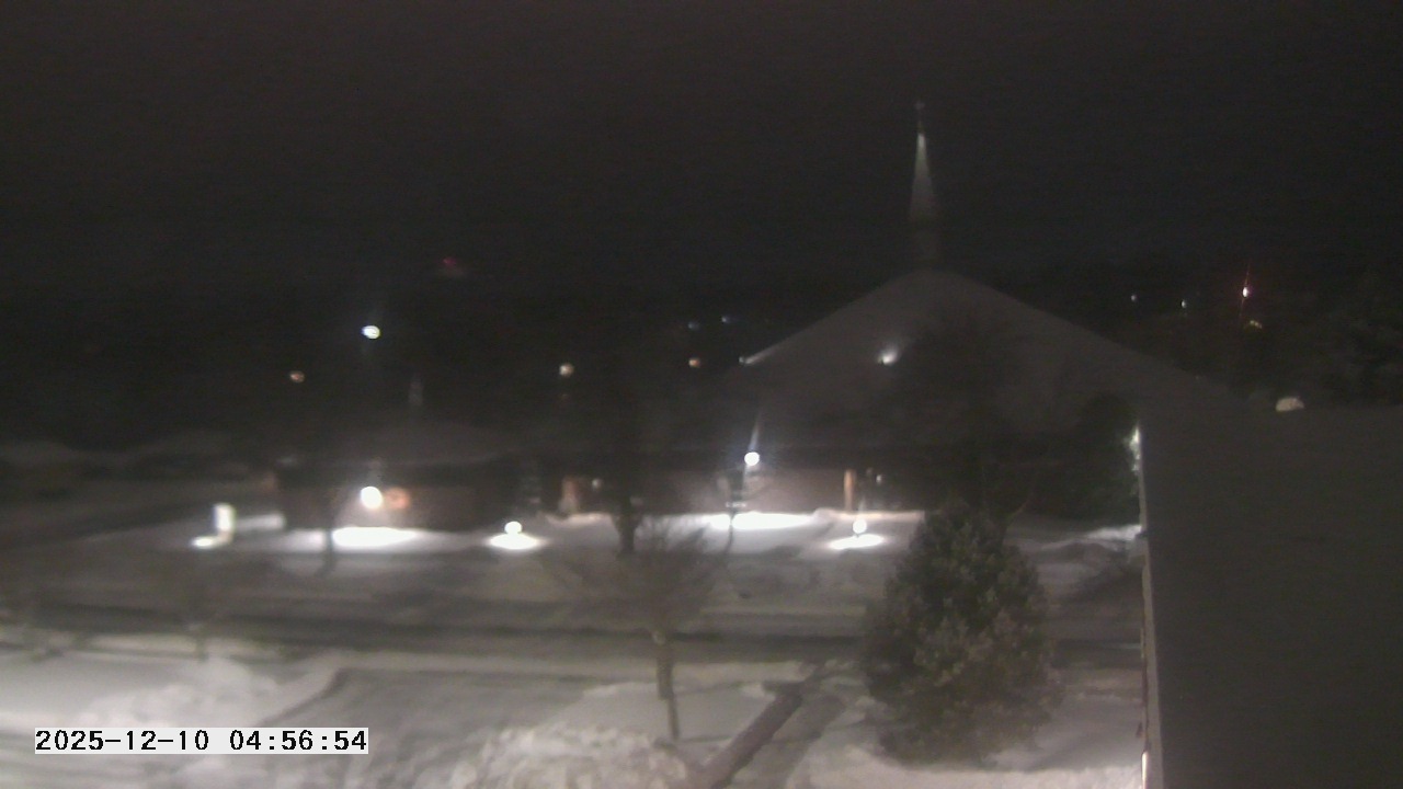 Thumbnail for current weather camera view from St. Michael Catholic School in Prior Lake, Minnesota