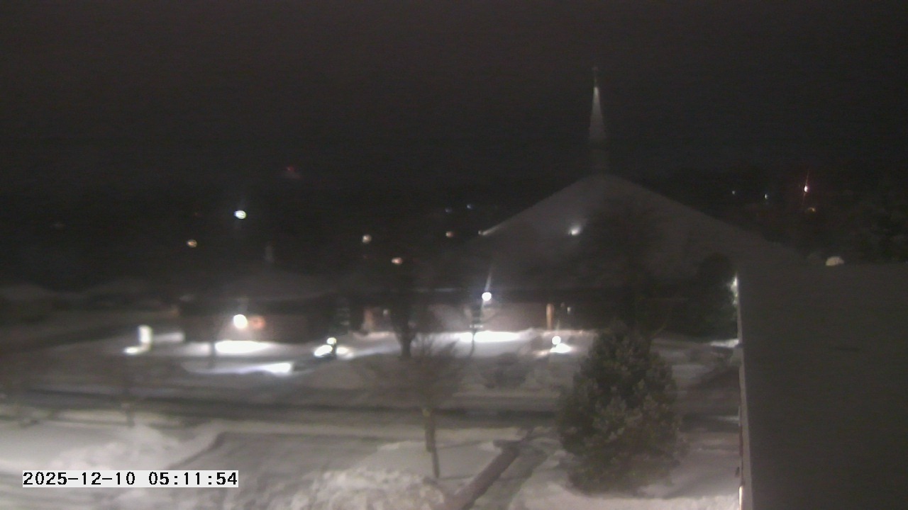 Thumbnail for current weather camera view from St. Michael Catholic School in Prior Lake, Minnesota