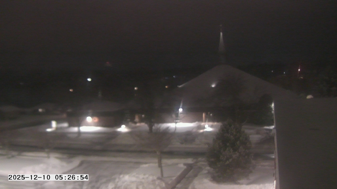 Thumbnail for current weather camera view from St. Michael Catholic School in Prior Lake, Minnesota